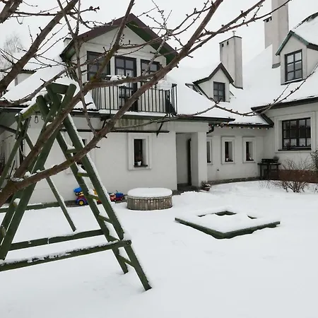 Casa de hóspedes Jada Goscie 3*